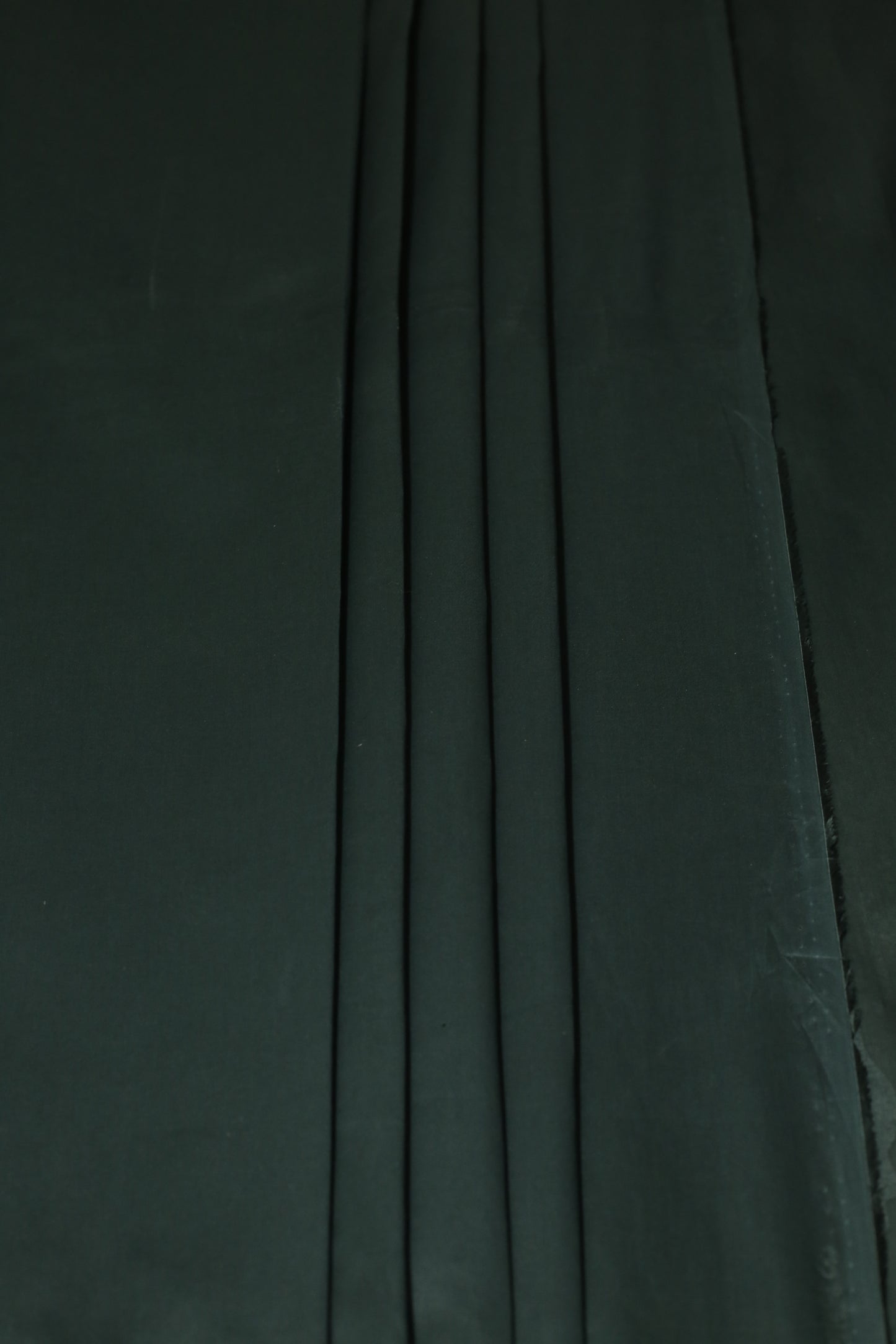 Dark Green Cotton & Polyester Unstitched Suit – 385| Sahab Jee